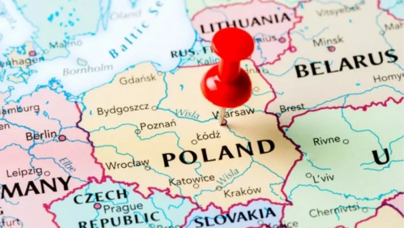 Polonya, Slovakya sınırındaki kontrolleri sıkılaştırmayı değerlendiriyor