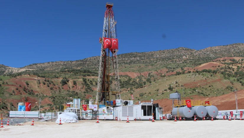 Temmuz'da 4 Milyon Varil Petrol, 288 Milyon m³ Doğalgaz Üretildi