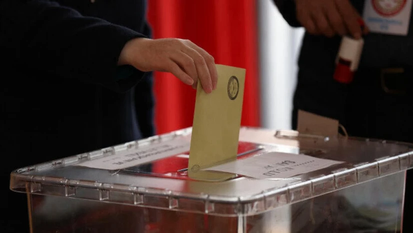 Yurt dışında şuana 1 milyon 763 bin 361 seçmen oy kullandı
