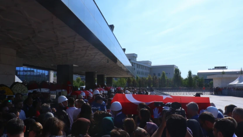 5 AKUT gönüllüsü Ankara'da son yolculuğuna uğurlandı