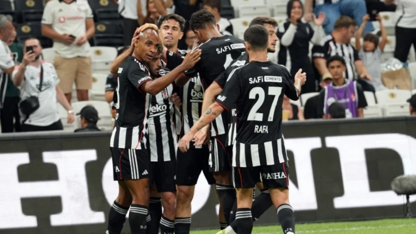 Beşiktaş, UEFA Konferans Ligi'nde play-off'a yükseldi