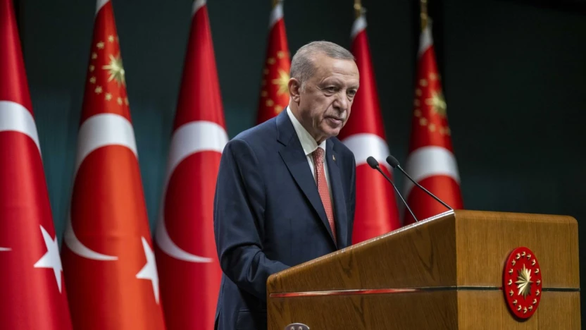Cumhurbaşkanı Erdoğan'ın başkanlığındaki toplantı 3 saat 15 dakika sürdü.