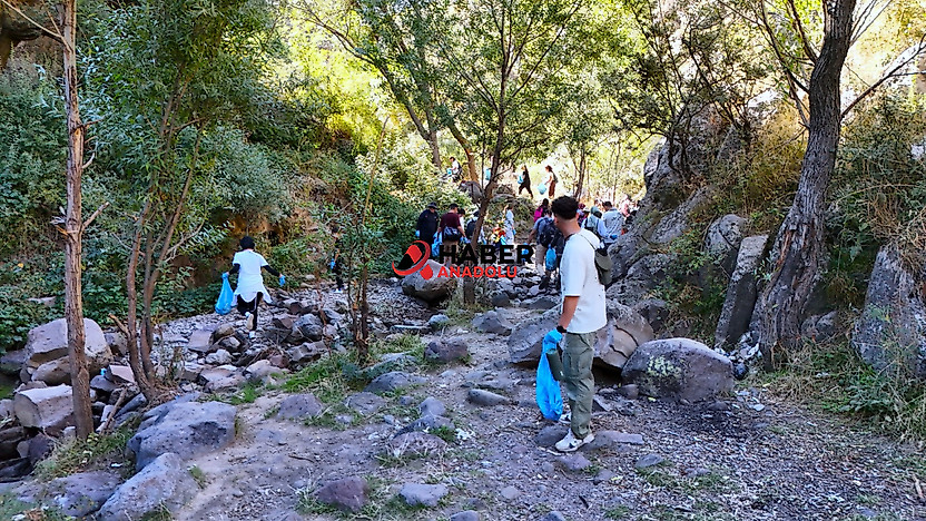 Kırlangıç Vadisi'nde spor ve çevre için örnek etkinlik