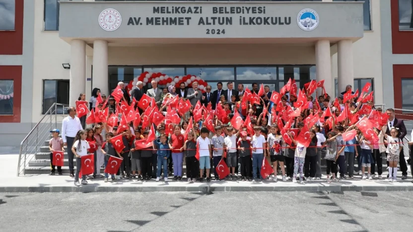 Melikgazi belediyesi, 3 okulu daha hizmete açtı
