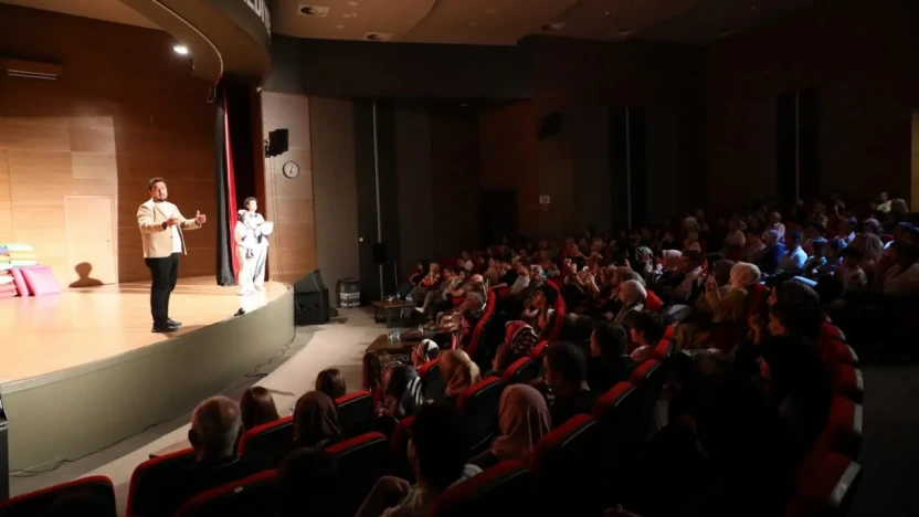 MELİKGAZİ KÜLTÜR SANAT ETKİNLİKLERİ HIZ KESMEDEN DEVAM EDİYOR