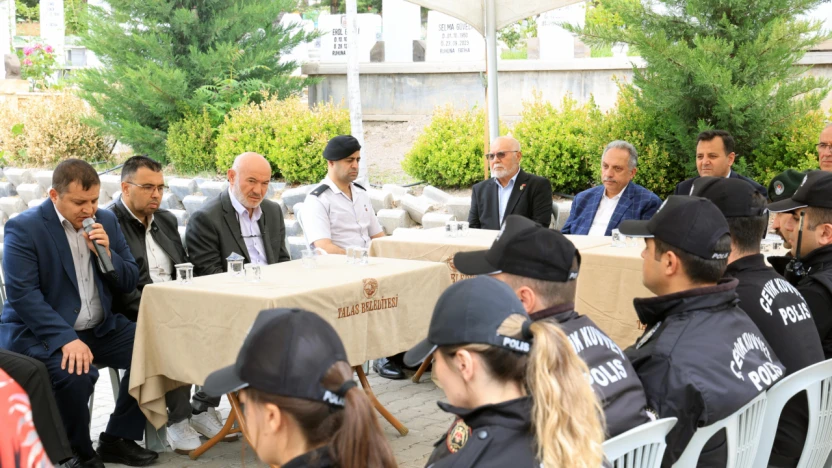 Şehitlere Bayramda Anma