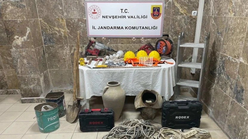 Ürgüp'te Tarihi Eser Kaçakçılarına Suçüstü Operasyon