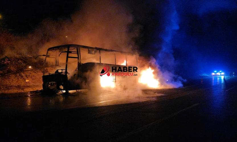 39 yolcusu bulunan otobüs alev alev yandı