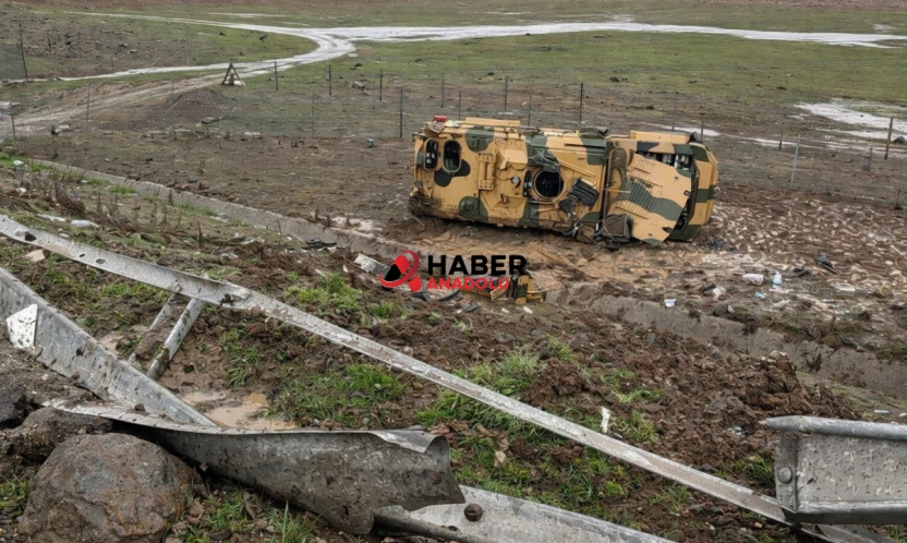 Askeri araç devrildi: 10 asker yaralandı