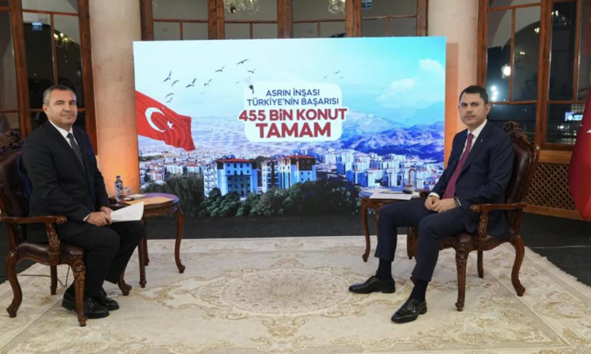 Bakan Kurum, Hatay'da tamamlanan asrın inşa seferberliğini anlattı