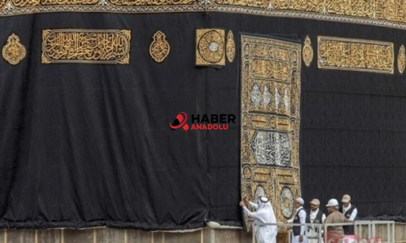 Epstein Dosyalarında 'Kâbe Örtüsü' Skandalı