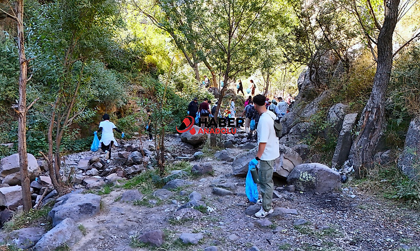 Kırlangıç Vadisi'nde spor ve çevre için örnek etkinlik