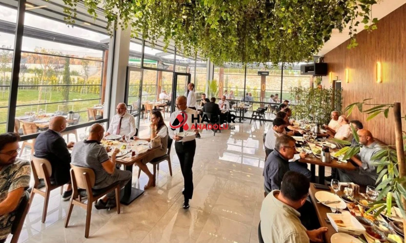 Restoranlarda 'Ek Ücret' Devri Bitti