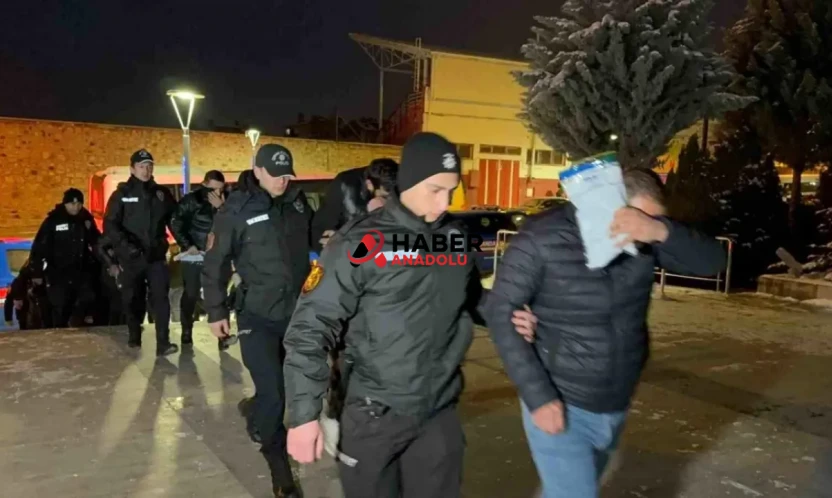 Tefecilik operasyonunda 68 kişiden 34'ü adliyeye sevk edildi