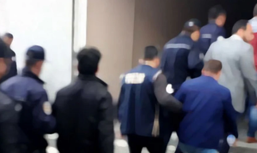 Yolsuzluk operasyonunda: 10 gözaltı